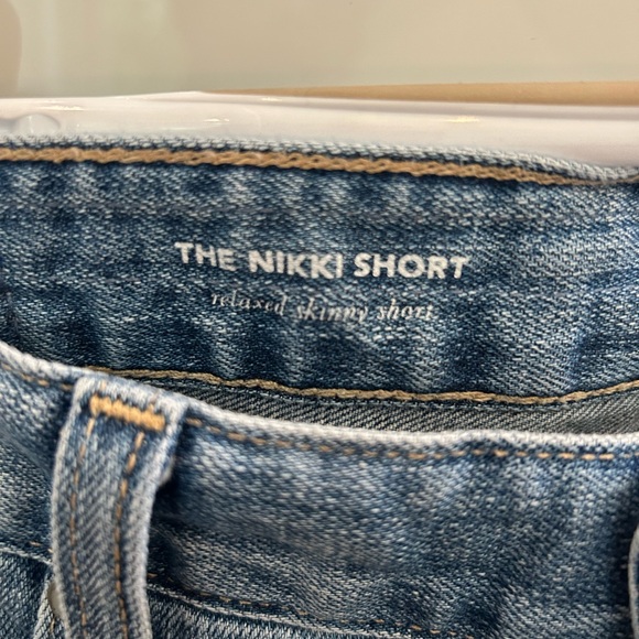 AG Niki short size 28 - Picture 2 of 5